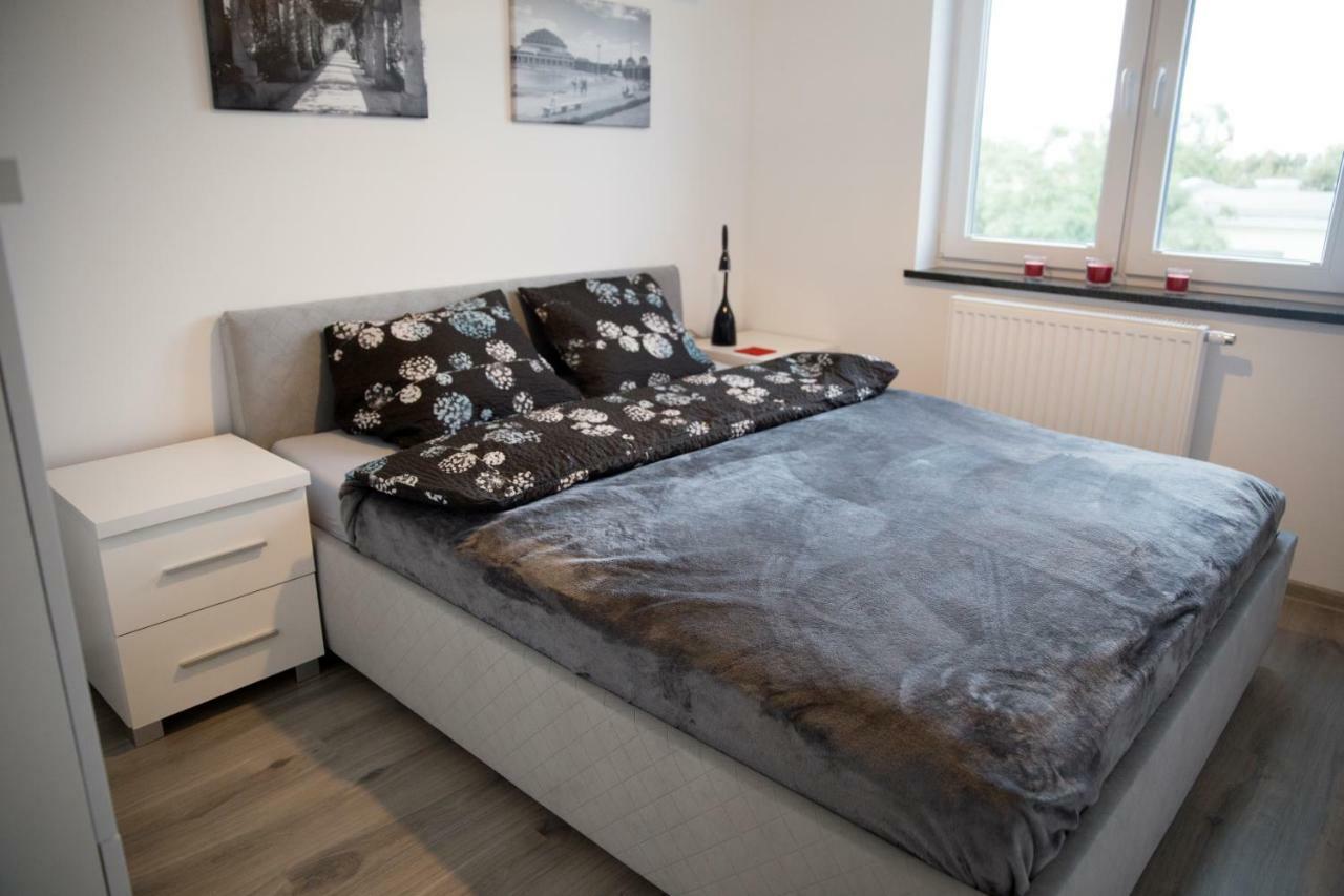 Apartament 102 G&W Apartment วรอตซวาฟ ภายนอก รูปภาพ